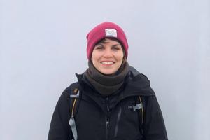 Lisa Leschinski mit Kamera