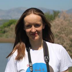 Marija Soskic by the water