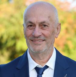 EuroNatur-Preisträger Ardian Koçi auf der Mainau