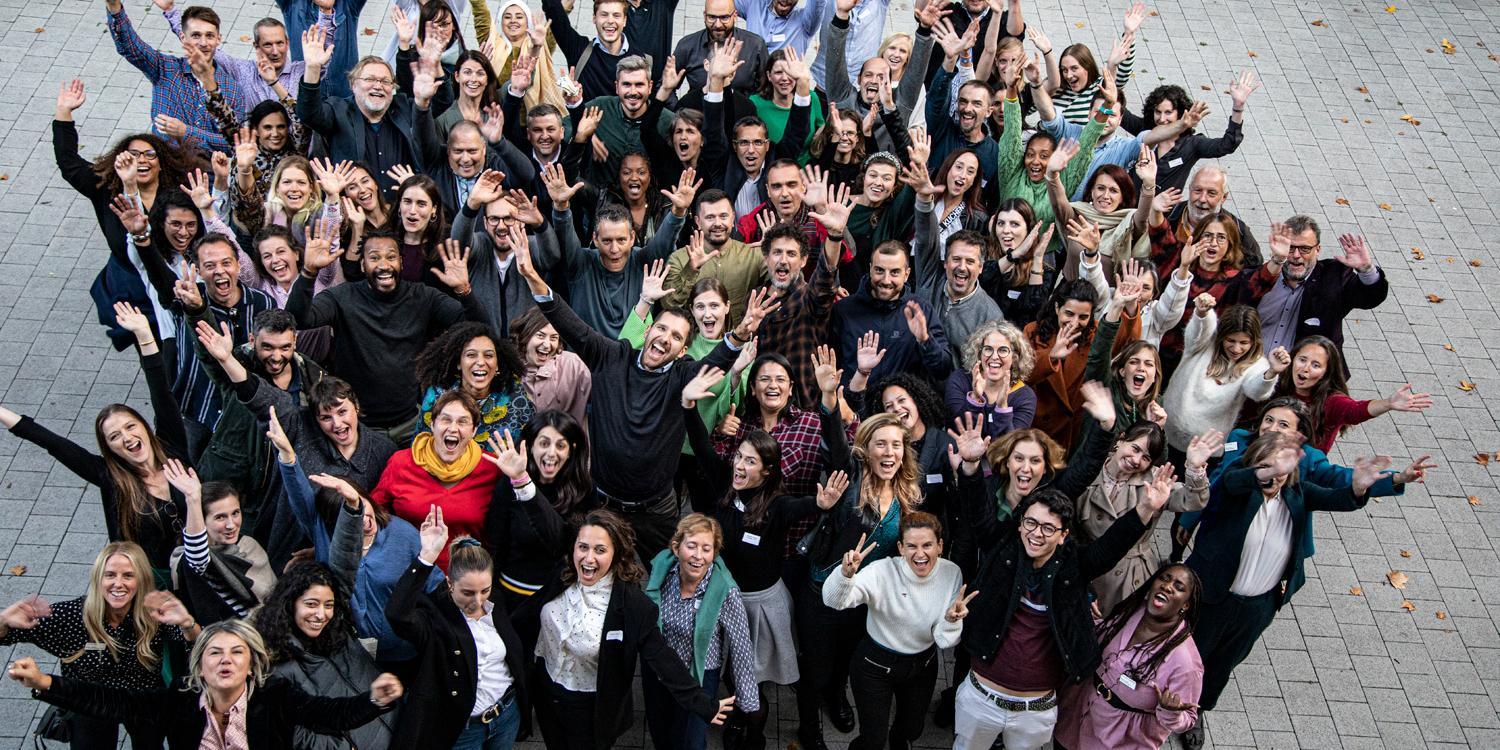 Gruppenbild von der MAVA Nature Academy 2022 in London.
