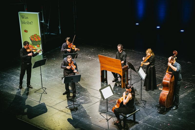 Orchestermusiker auf der Bühne